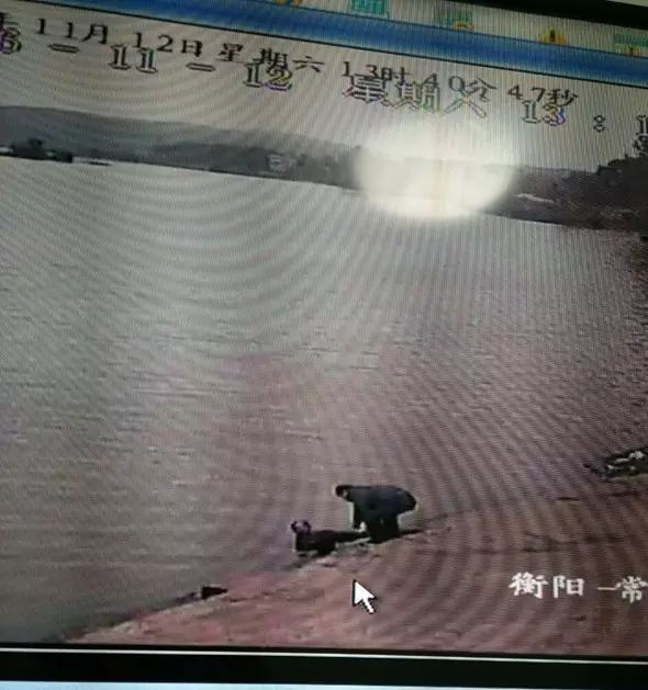 煙洲醉漢掉河中，海事監(jiān)控顯神威！