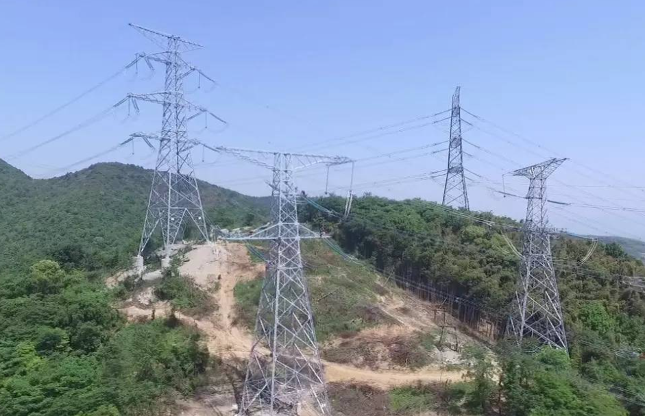 超高壓輸電線路、電力傳輸線路為什么需要在鐵塔周邊安裝防火監(jiān)測(cè)系統(tǒng)？